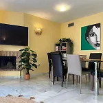 Beautiful 2 Bedroom Apartment In Puerto Banus !