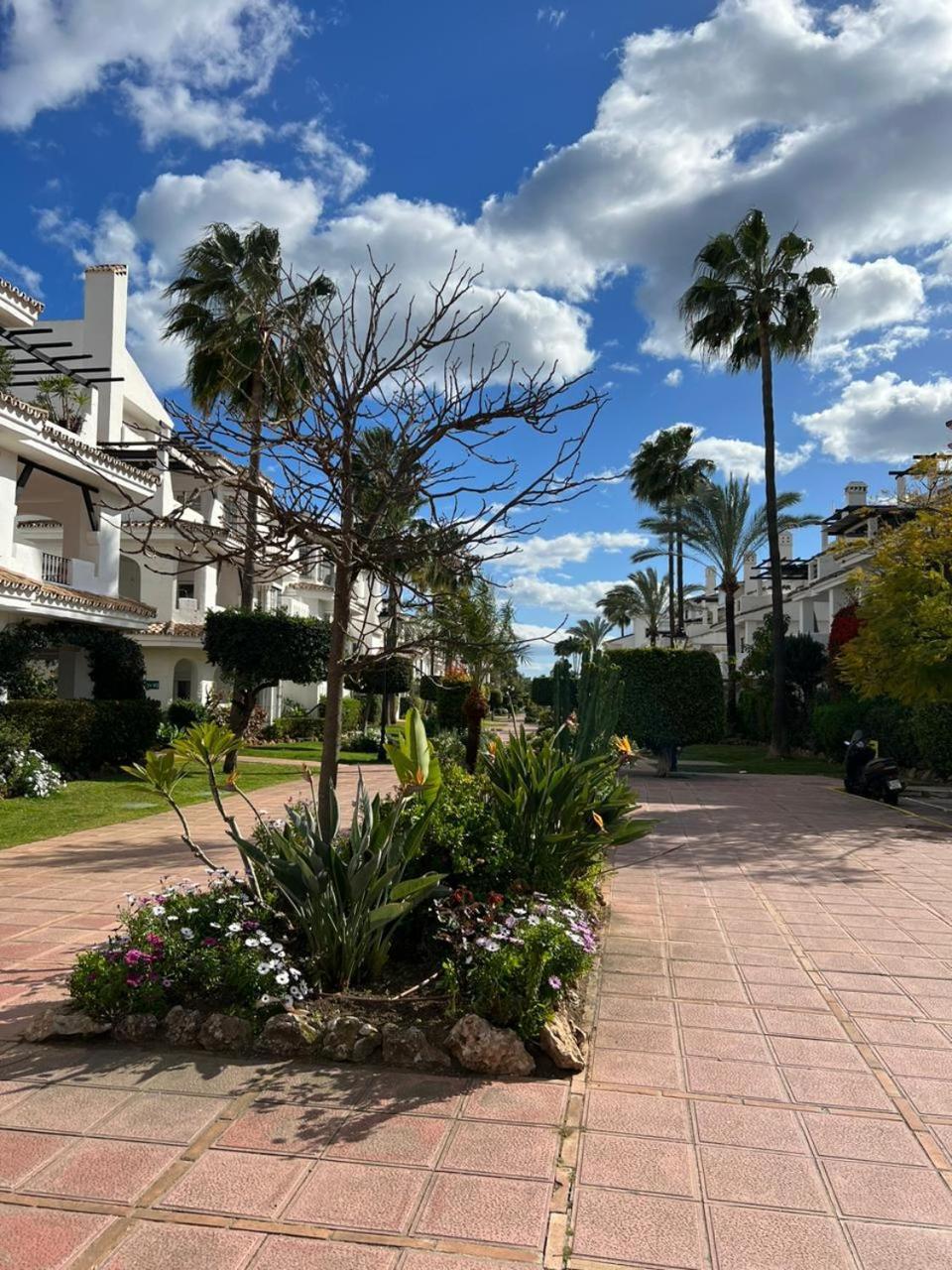 Beautiful 2 Bedroom In Puerto Banus ! Apartment Marbella