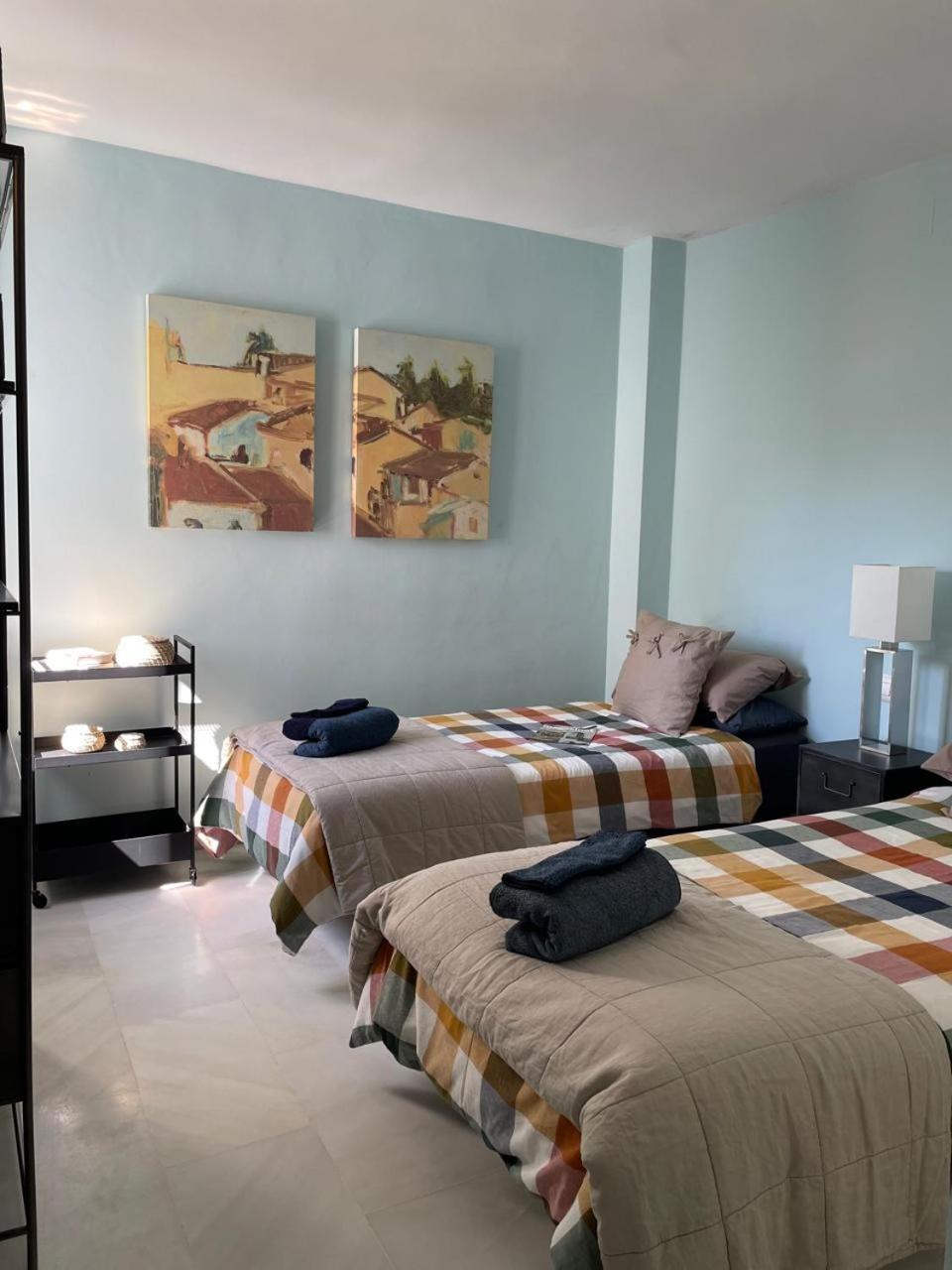 Apartment Beautiful 2 Bedroom In Puerto Banus !