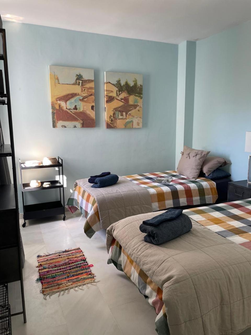 Apartment Beautiful 2 Bedroom In Puerto Banus ! Marbella