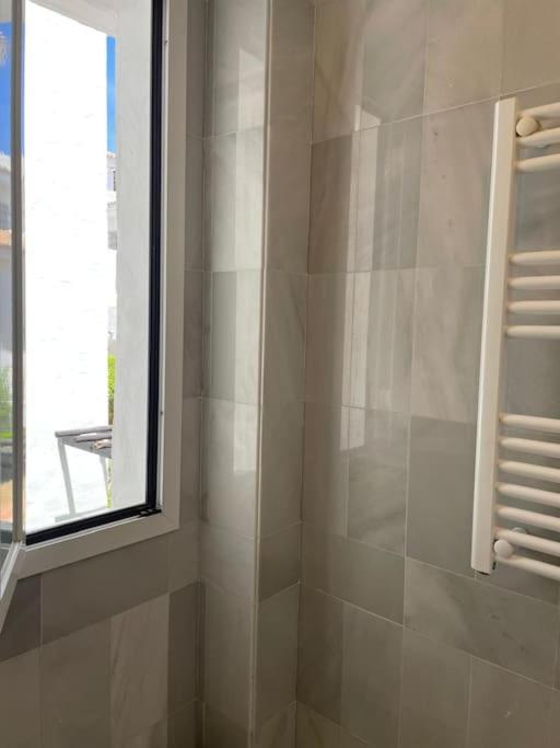 Beautiful 2 Bedroom In Puerto Banus ! Apartment