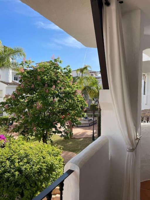 Apartment Beautiful 2 Bedroom In Puerto Banus ! Marbella