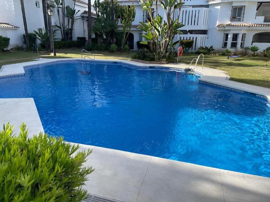 Beautiful 2 Bedroom In Puerto Banus ! Apartment