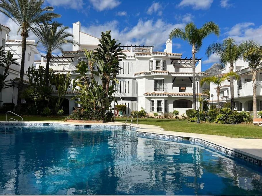 Beautiful 2 Bedroom In Puerto Banus ! Apartment Marbella